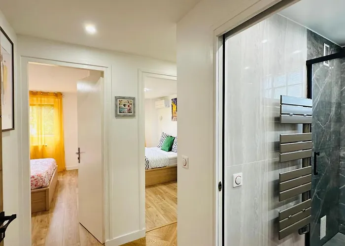 An Exceptional Apartment, 20 Min Paris, 10 Min Orly Airport, 30 Min Disney, 25 Min Versailles, Parking Free