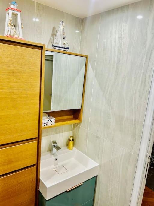Apartment An Exceptional Apartment, 20 Min Paris, 10 Min Orly Airport, 30 Min Disney, 25 Min Versailles, Parking Free
