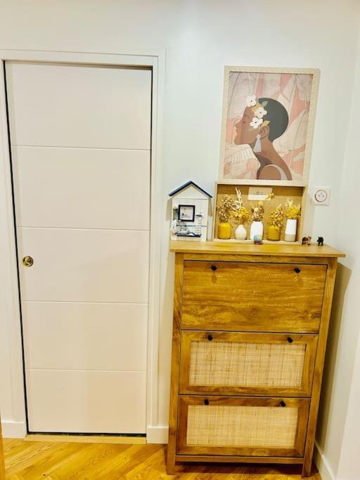 An Exceptional Apartment, 20 Min Paris, 10 Min Orly Airport, 30 Min Disney, 25 Min Versailles, Parking Free Apartment Antony
