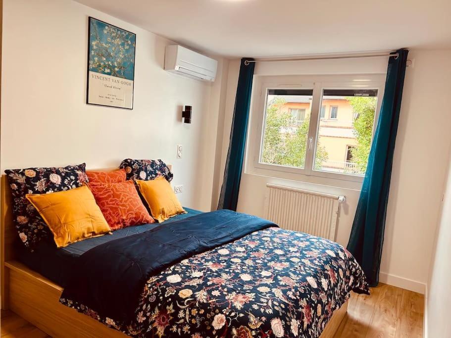 Apartment An Exceptional Apartment, 20 Min Paris, 10 Min Orly Airport, 30 Min Disney, 25 Min Versailles, Parking Free