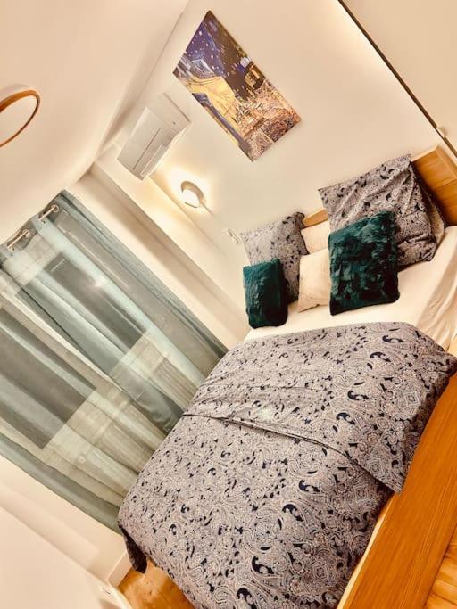 An Exceptional Apartment, 20 Min Paris, 10 Min Orly Airport, 30 Min Disney, 25 Min Versailles, Parking Free *