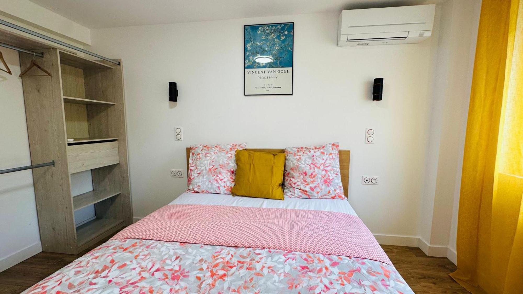 Apartment An Exceptional Apartment, 20 Min Paris, 10 Min Orly Airport, 30 Min Disney, 25 Min Versailles, Parking Free Antony