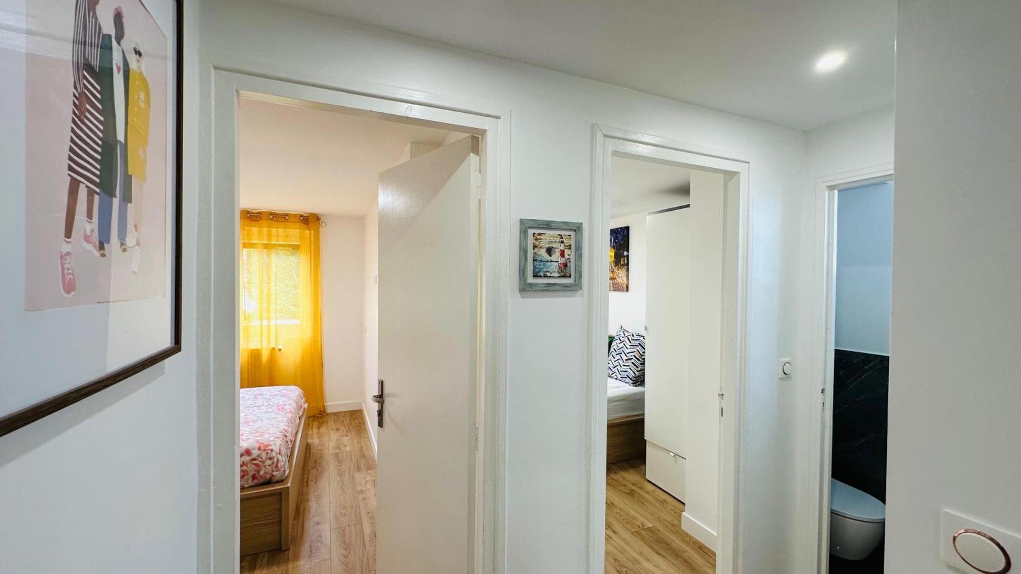An Exceptional Apartment, 20 Min Paris, 10 Min Orly Airport, 30 Min Disney, 25 Min Versailles, Parking Free Apartment